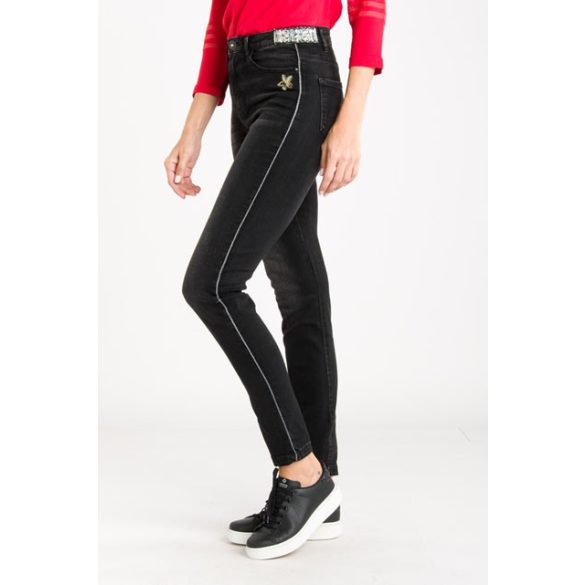 Desigual fekete sztreccs farmer Denim New York BW(24,26,28)